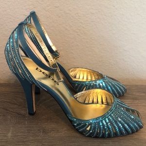Sequin peep toe blue-green Bebe heels